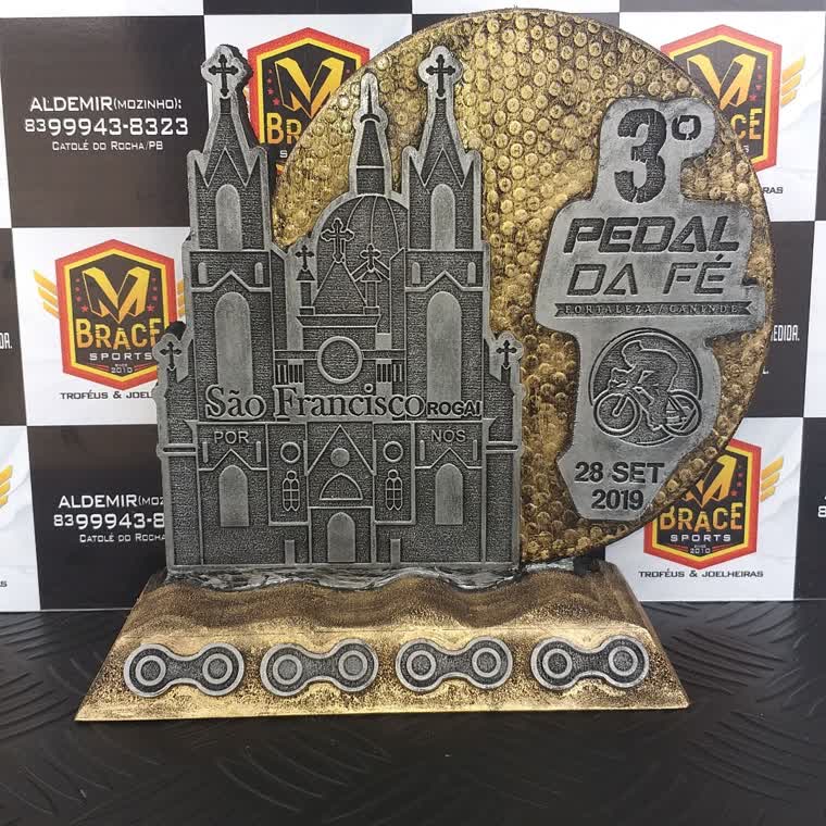 3º Pedal da Fé — troféu em resina produzido pela M Brace