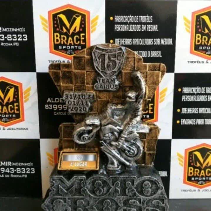 Troféu pistão — troféu em resina produzido pela M Brace